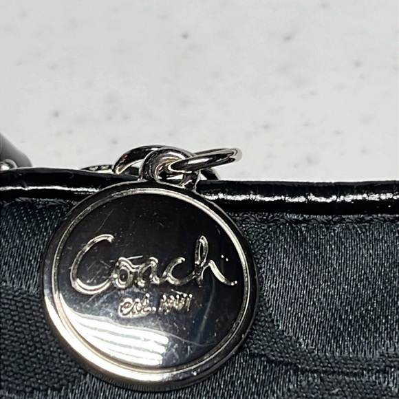 Coach Black Logo Wristlet Vintage - Picture 7 of 10